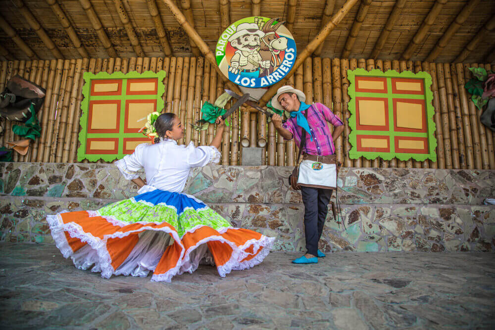 baile con machetes en el quindio